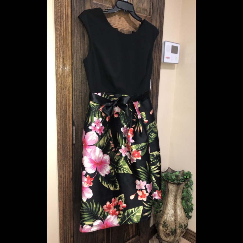 Women’s Formal Short Dress Sizes 14 16 Floral Fit & Flare Tie Waist Sangria Gown - Picture 3 of 8